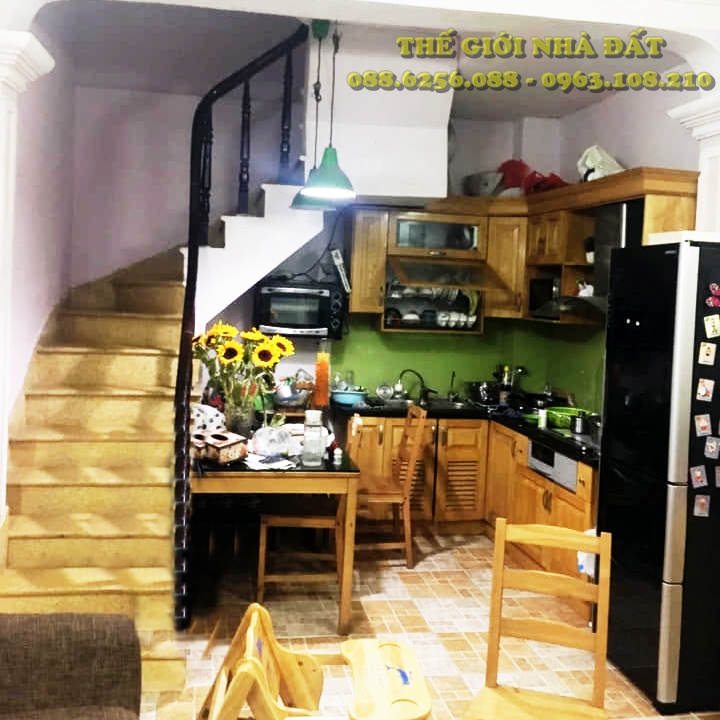 Bán nhà đẹp 4 tầng gần mặt phố Tân Mai. Giá 2,55 tỷ Bán nhà đẹp 4 tầng gần mặt phố Tân Mai. Giá 2,55 tỷ