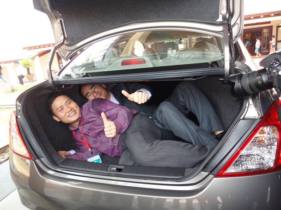 Nissan sunny nissan sunny