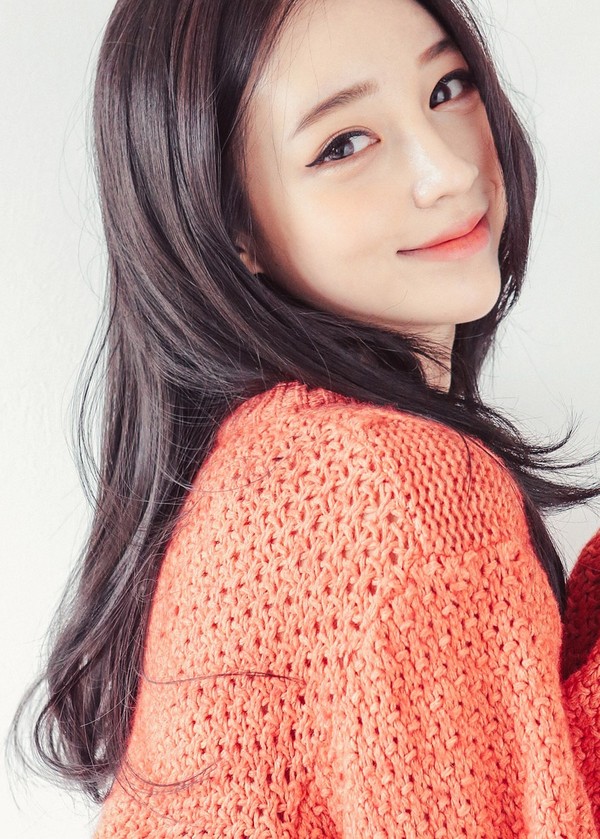 Bí quyết làm sạch da mặt và se khít lỗ chân lông hiệu quả - Kaylee Hwang Bí quyết làm sạch da mặt và se khít lỗ chân lông hiệu quả - Kaylee Hwang