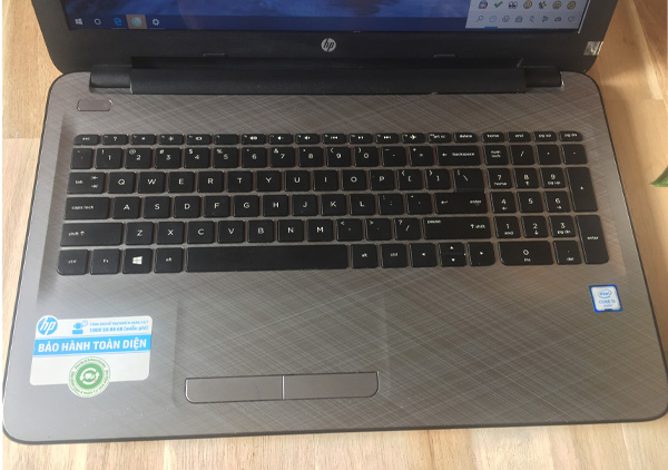 Laptop HP 15-ac149TU P3V15PA