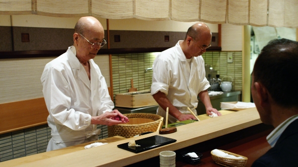 Triết lý khởi nghiệp của 'nghệ sĩ sushi' Triết lý khởi nghiệp của 'nghệ sĩ sushi'
