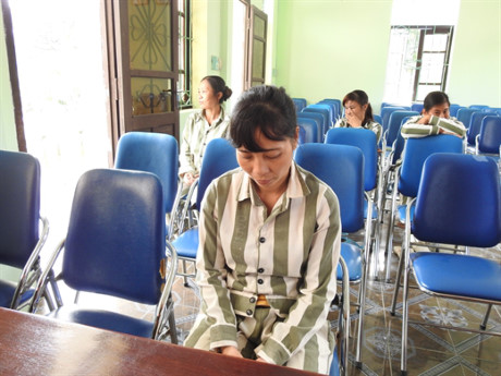 Phút trải lòng của người phụ nữ gây ra cái chết cho thím vì bênh bà nội Phút trải lòng của người phụ nữ gây ra cái chết cho thím vì bênh bà nội