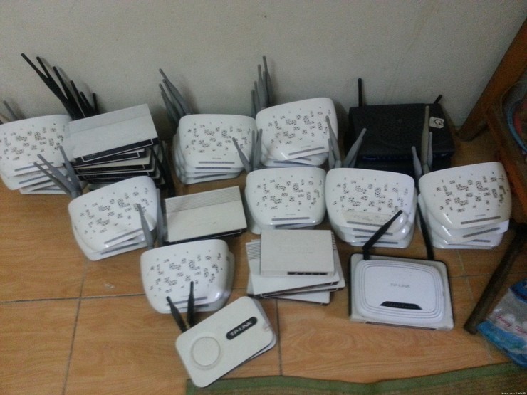 Thanh lý wifi cũ, switch cũ - bán bộ phát wifi cũ giá rẻ Thanh lý wifi cũ, switch cũ - bán bộ phát wifi cũ giá rẻ