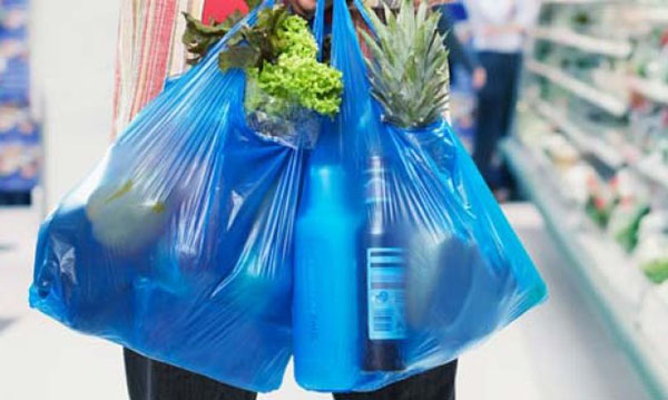 Ngưng sử dụng túi nhựa đựng thực phẩm để bảo vệ sức khỏe chính mình Ngưng sử dụng túi nhựa đựng thực phẩm để bảo vệ sức khỏe chính mình