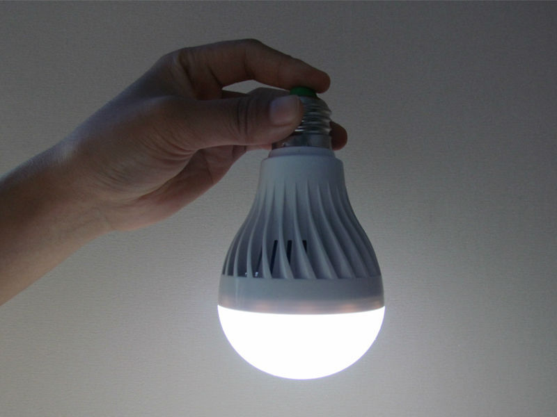 BULB TÍCH ĐIỆN 9W