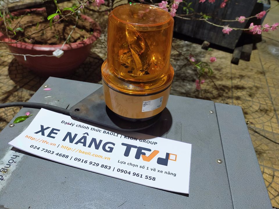 ĐÈN CẢNH BÁO XE NÂNG ĐÈN CẢNH BÁO XE NÂNG