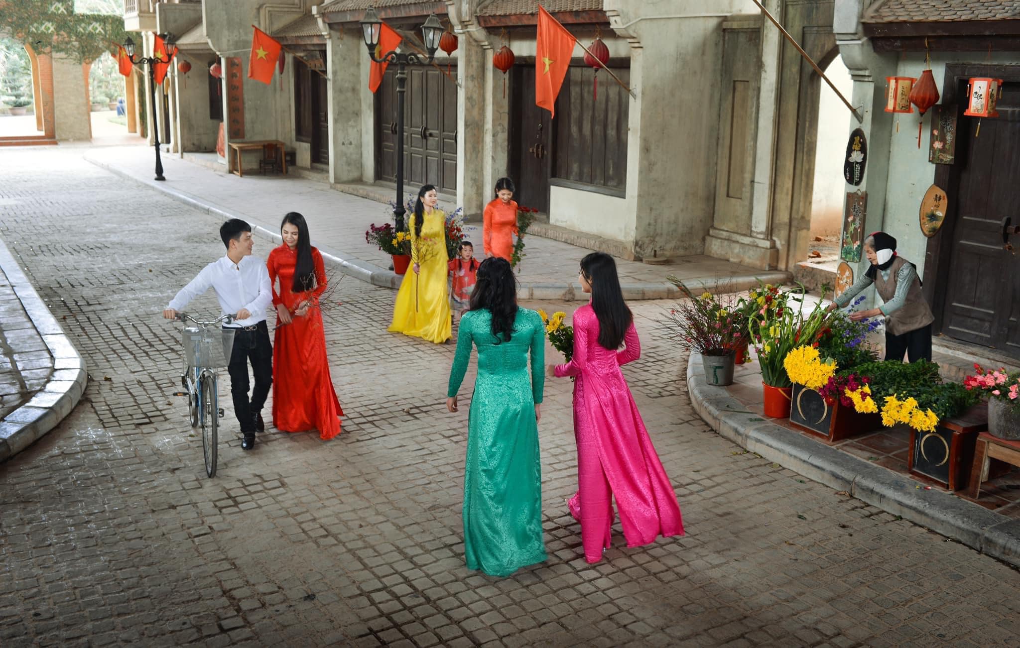PHỐ HOA PHỐ HOA